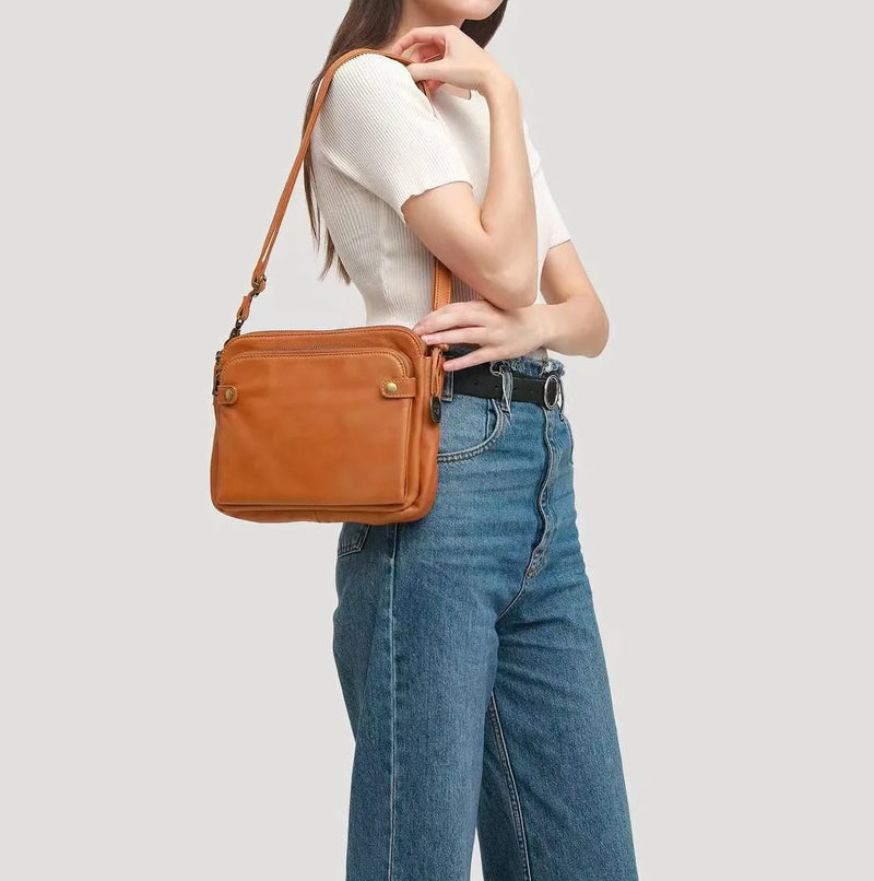 Elegância e Praticidade com a Bolsa Veneza 2 em 1! Sua Bolsa e Carteira Moderna para Todas as Ocasiões